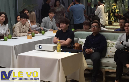 Cho thuê âm thanh cho buổi họp báo ra mắt MV ”Em gái mưa” ca sĩ Hương Tràm Cho thuê âm thanh cho buổi họp báo ra mắt MV ”Em gái mưa” ca sĩ Hương Tràm